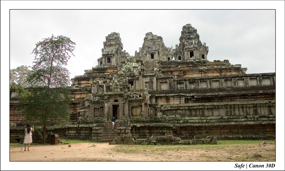 2006 - 07 - Temple angkor - Ta Keo 01